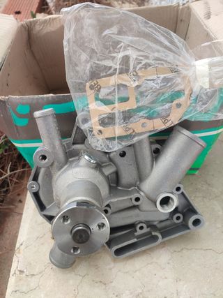Bomba de agua  renault classic