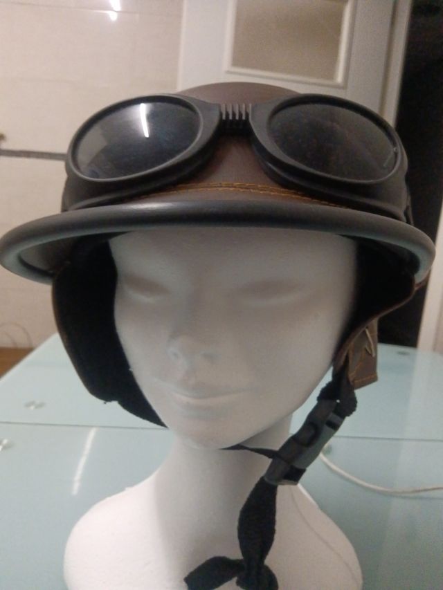 Casco de moto vintage