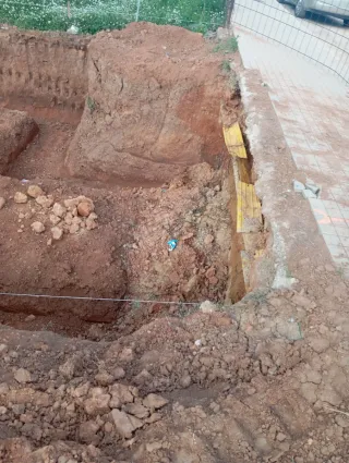 Busco trabajo de encofrador of1 por val