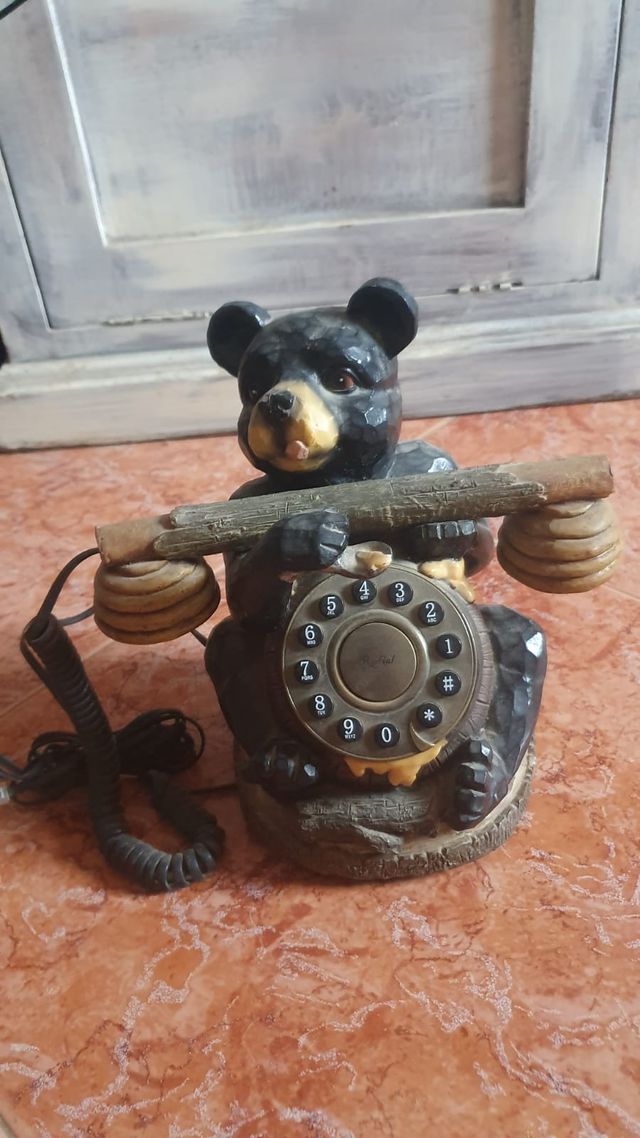 telefono de madera oso muy raro