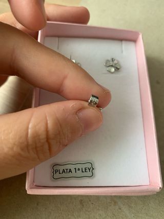 Pendientes y collar de plata con forma de trébol