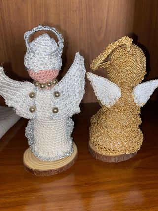 Angeli presepe natalizi fatti a mano ad uncinetto