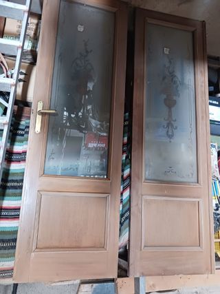 Puertas macizas de madera