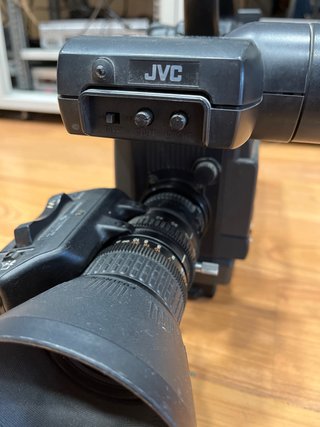 Cámara SVHS JVC GY-X3