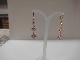 Pendientes chapados en oro