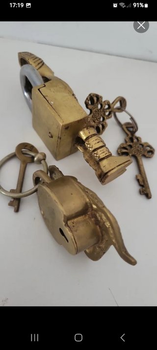 Candados británicos bronce  antiguo