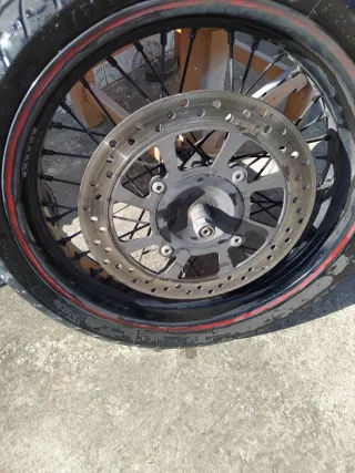 Escape Honda FMX 650