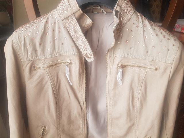 Cazadora símil piel