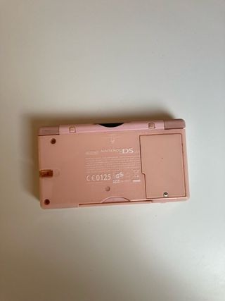 Nintendo DS rosa vintage