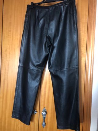 Pantalon cuero vintage negro