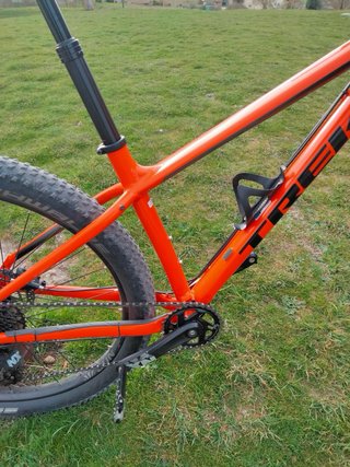 TREK ROSCOE 8