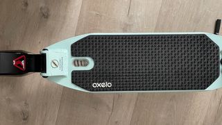 Patinete adulto Oxelo verde menta
