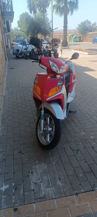 Scuter 125 inyección