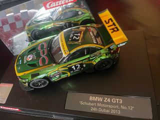 Scalextric BMW Z4 GT3 Carrera Evolution