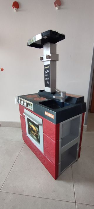 Cocinita de juguete Miele