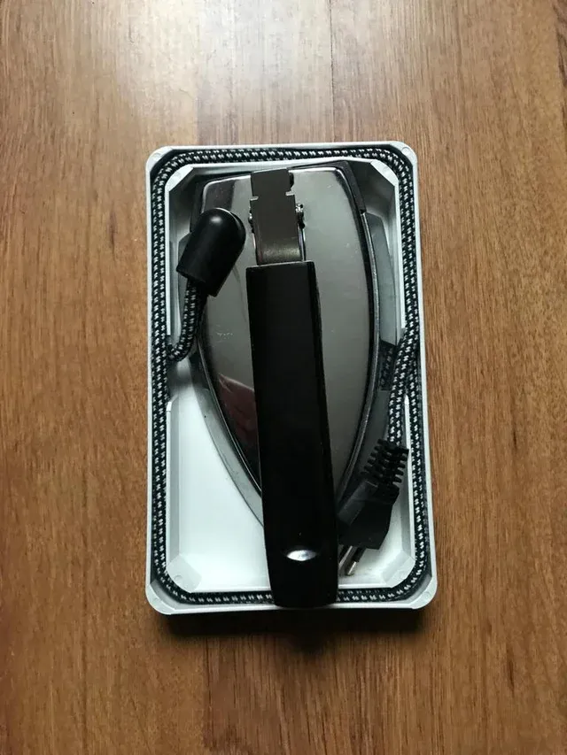 FERRO DA STIRO UNIVERS SLIMLINE TERMOZETA VINTAGE