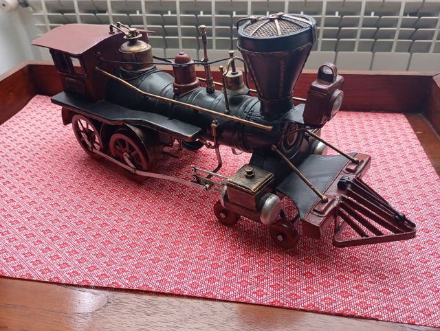 Maqueta de Tren de Hojalata