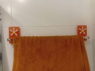 Mueble de baño y accesorios