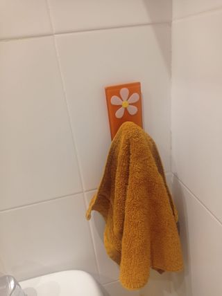 Mueble de baño y accesorios