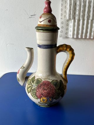 Teiera Vintage in Ceramica di Deruta