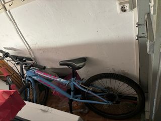 Bicicleta de seis velocidades. 24” casi nueva 