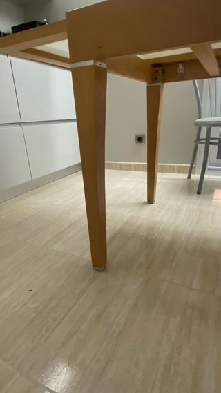 Mesa de cocina o comedor madera
