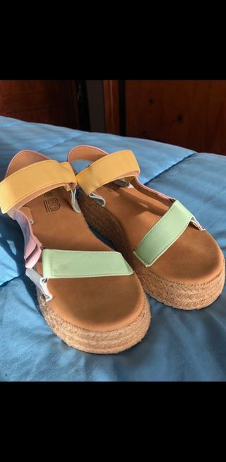 Sandalias cuña de esparto