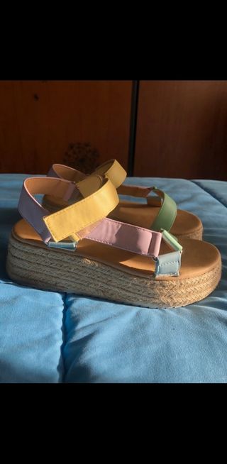 Sandalias cuña de esparto