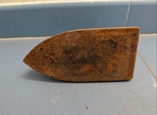 Plancha antigua de forja, original.