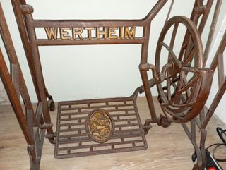 Maquina de coser wertheim