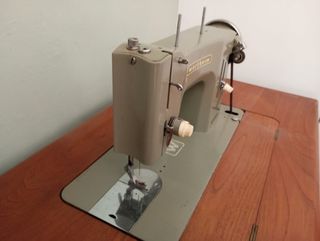 Maquina de coser wertheim