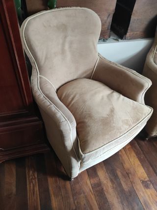 Sofa 2 plazas y 2 butacas