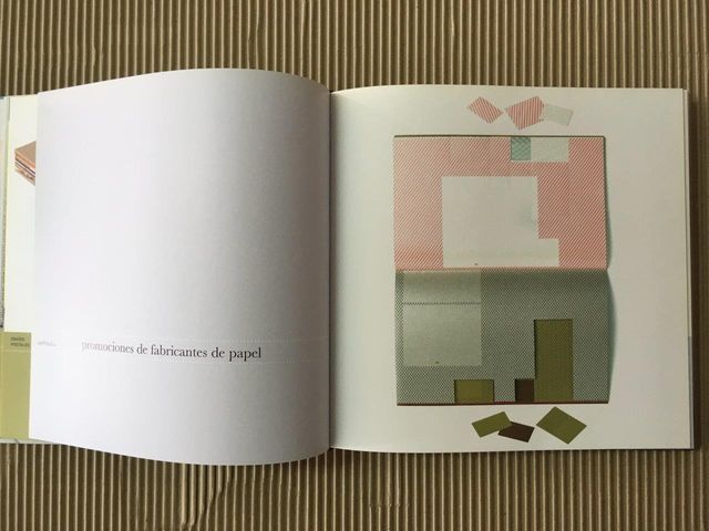 Papel: Opciones de manipulación y acabado para dis