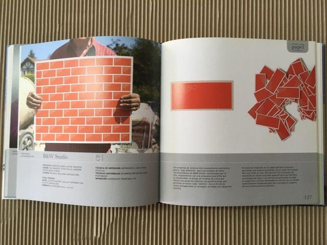 Papel: Opciones de manipulación y acabado para dis