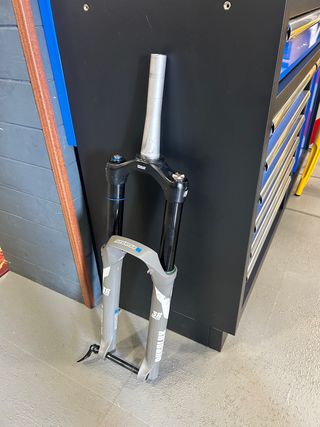 Horquilla srsuntour durolux 38