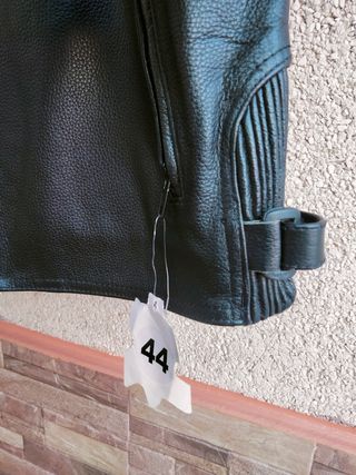 Cazadora motera REBAJADA