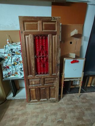 Puerta cancela de pino rojo