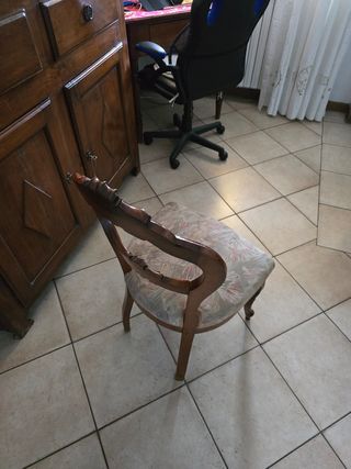 Tavolo in Noce€800 - 4 Sedie Luigi Filippo€30