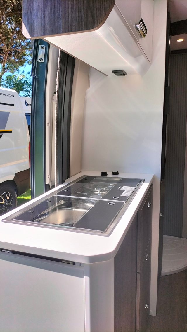 Camper Benivan 170 Plus 5 plzas con techo elevable
