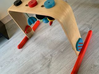 GIMNASIO PARA BEBÉ. MONTESSORI