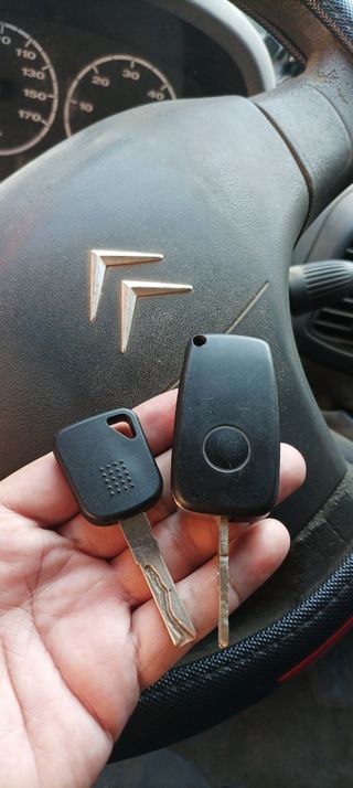 Copia de llaves de coche en Sevilla