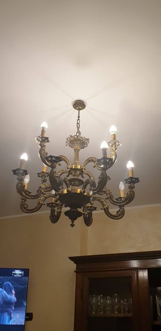 Lampadario in bronzo