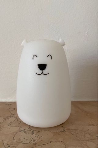 Lampada a forma di orso che cambia colore 
