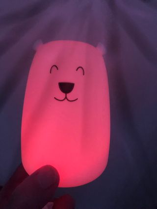 Lampada a forma di orso che cambia colore 