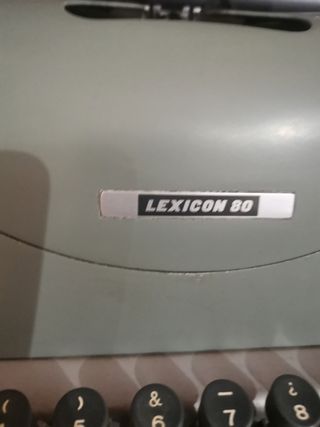 Máquina de escribir, años 70.