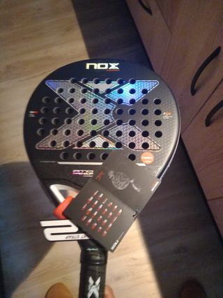 Pala padel nox at10 nueva