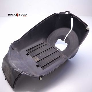 Tapa radiador Peugeot Satelis 125 2006 P3A0592