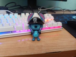 Figura Stitch cambia cara