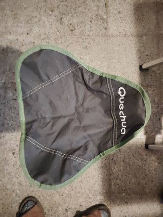 Silla plegable y con asa para colgar