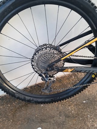 Scott spark 910